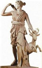 Beeld godin Artemis